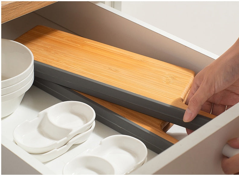 Foldable cutting board